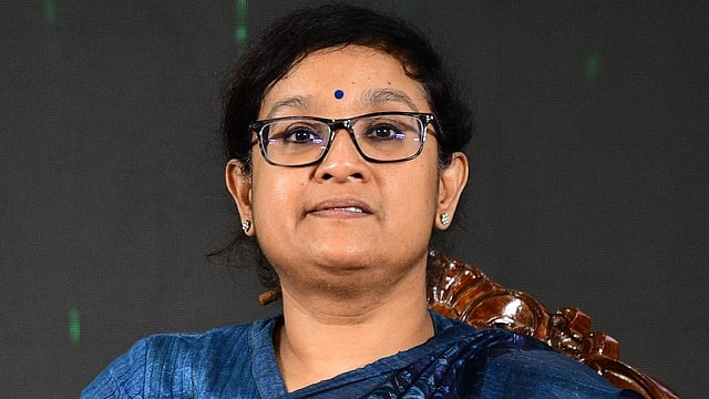 TN Poll Campaign Ends Tomorrow, EC Bans Outreach
