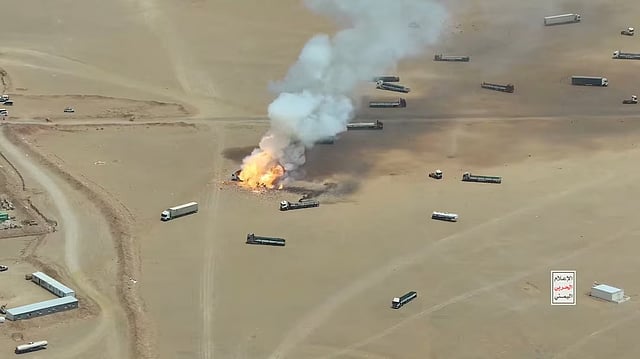 Houthi attacks saudi oil facility 